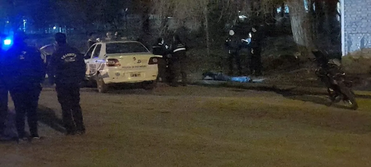 Detenidos tras robar en una tienda Persecución y captura frente a la