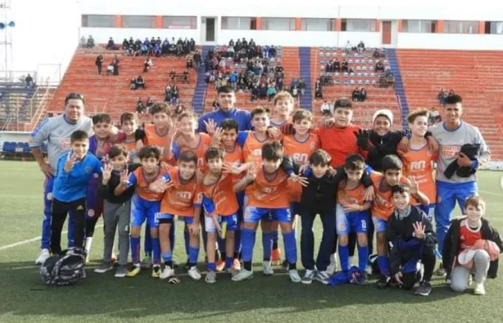 Las inferiores del Depo están en la final de la Liga Confluencia  