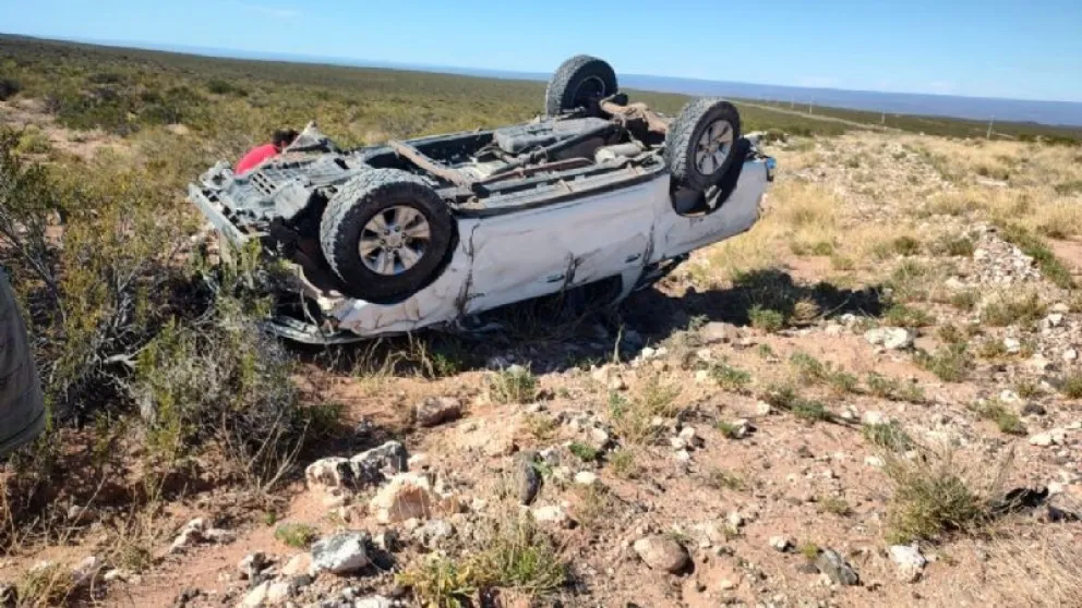 Irresponsable: destruyó la camioneta de la empresa por andar con exceso de velocidad