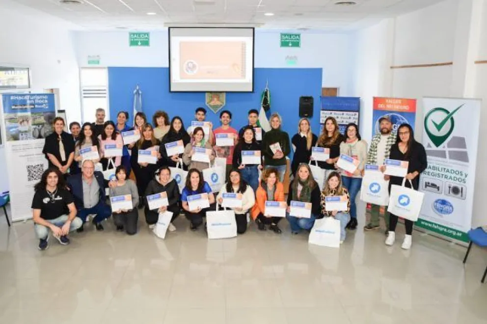Culminó el curso de atención al cliente