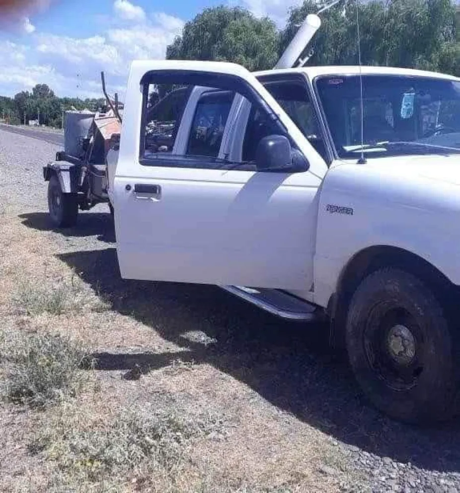 Dejó las llaves puestas en la camioneta… y pasó lo que tenía que pasar