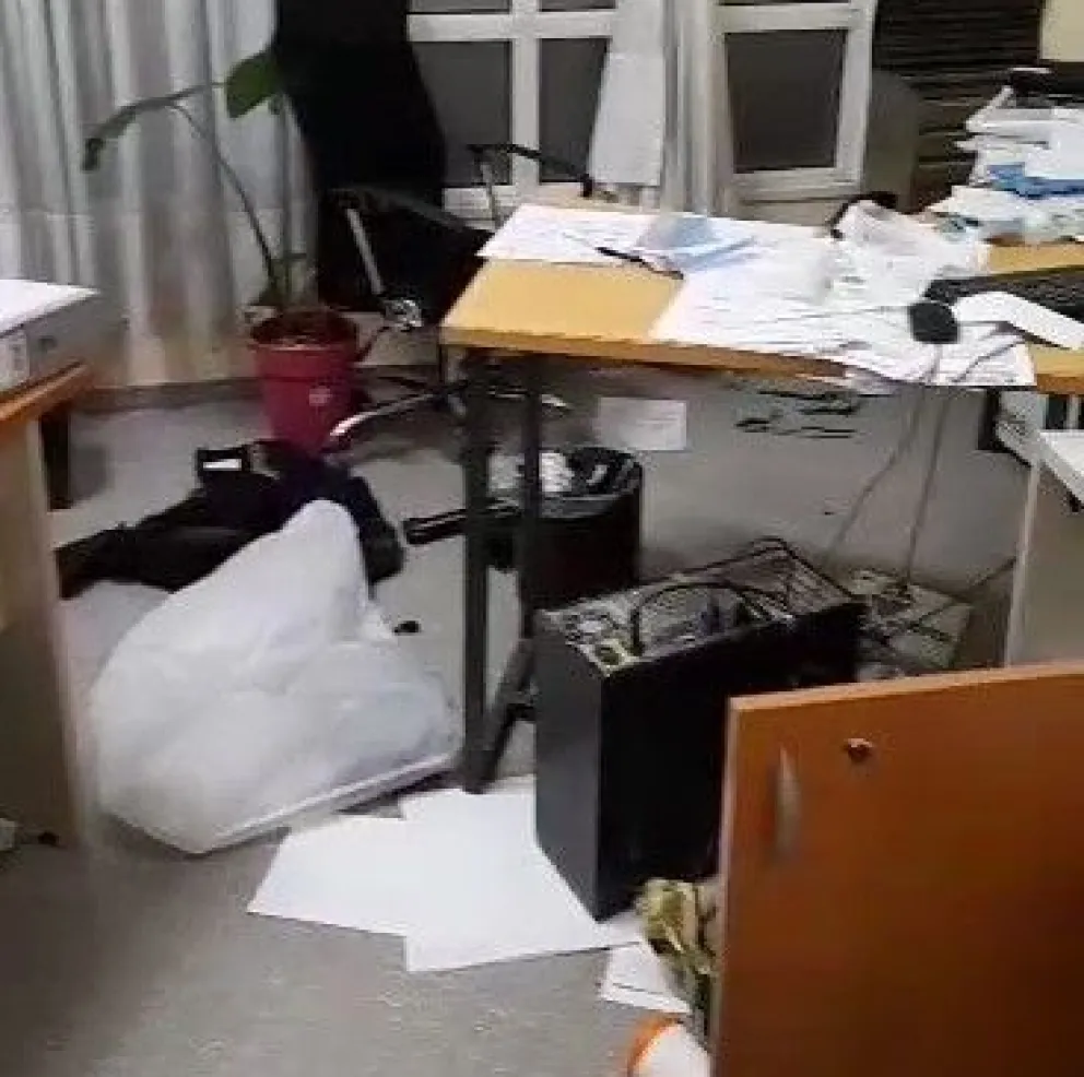 VIDEO: Así quedaron las oficinas del Hospital cipoleño tras los destrozos