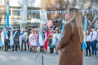 María Emilia Soria encabeza los actos por el Día de la Independencia en Roca