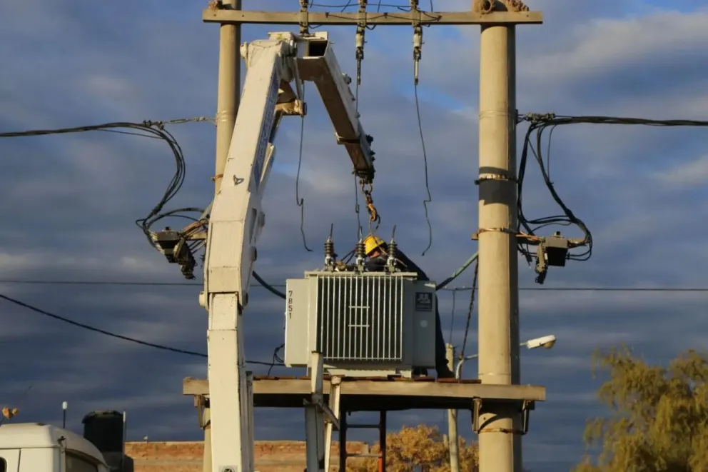 Desde la empresa prestadora del servicio solicitaron a los vecinos y vecinas tomar las medidas de seguridad y precaución necesarias. Foto: archivo