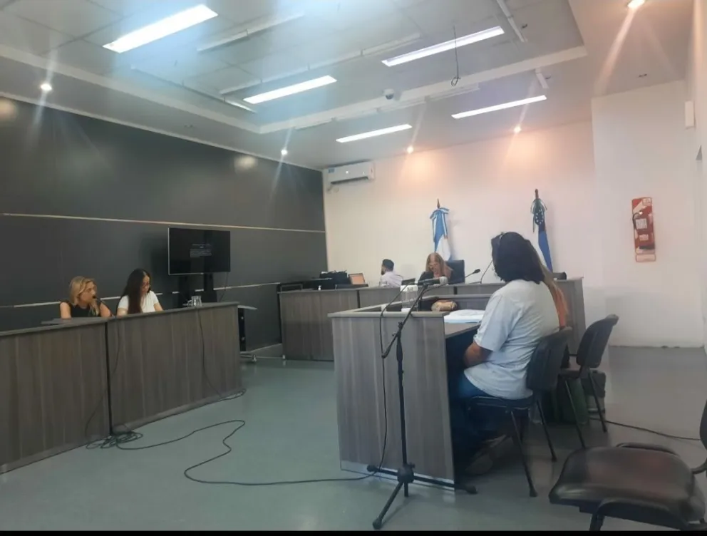 Las pruebas y pericias comprometen más a un hombre por tenencia de imágenes de abuso sexual infantil