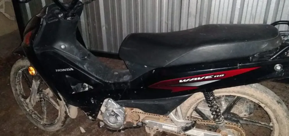 ¡Otra más! Un joven circulaba con una moto robada
