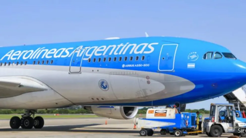 Conmoción: un nene se descompensó en un vuelo de Aerolíneas Argentinas y murió 