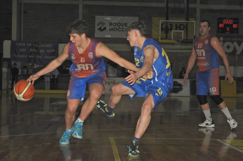 Clásico en la final del básquet regional: Esta noche Del Progreso y Deportivo Roca juegan la segunda final