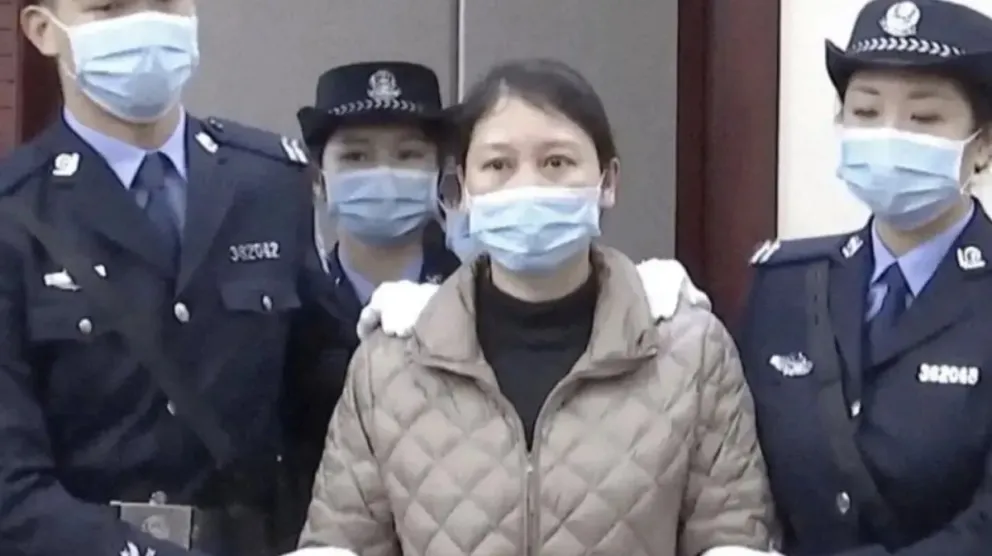 China: ejecutaron a una maestra que envenenó a 25 bebés para vengarse de un colega