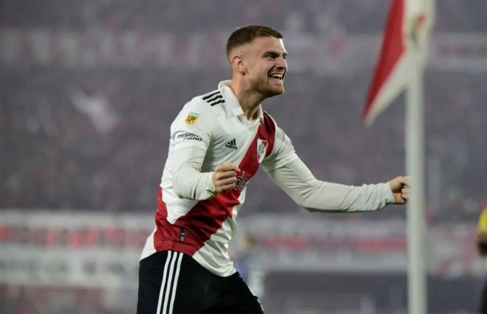 Para ver una y mil veces: El golazo de Beltrán que abrió la goleada de River