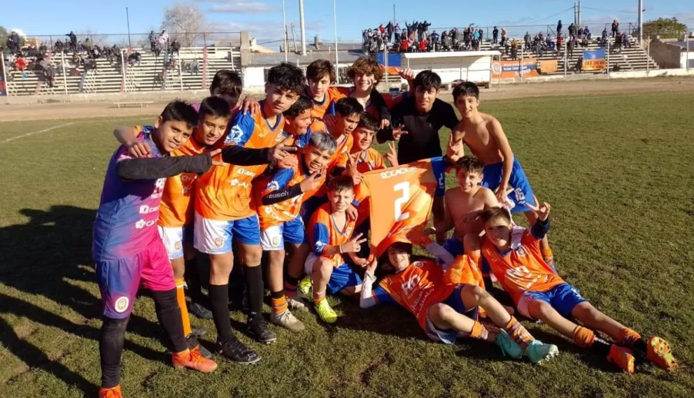 Deportivo Roca gritó campeón en dos categorías este fin de semana