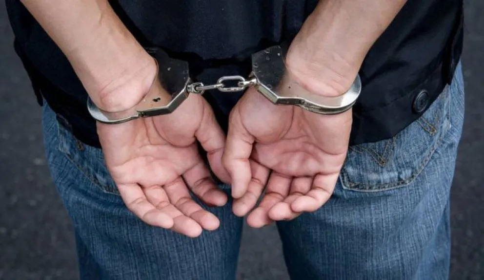 No llegó muy lejos: robó un celular y una billetera y lo detuvieron a las pocas cuadras