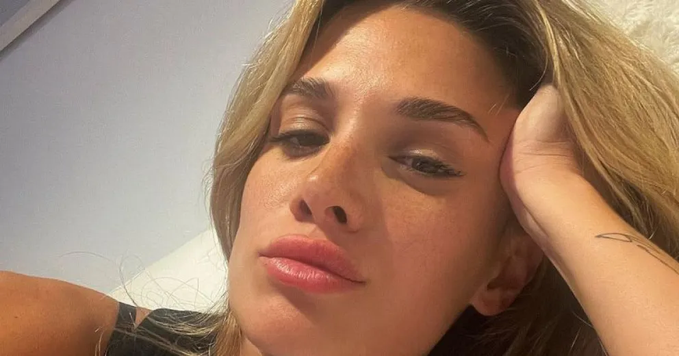 Cuánto cuesta la cartera que Camila Homs lució en Instagram