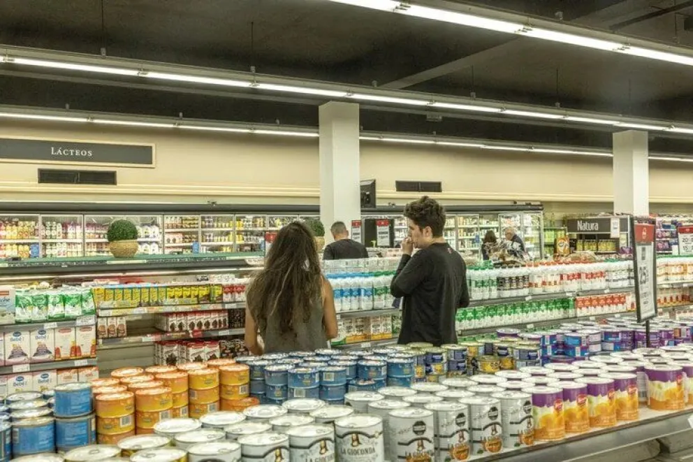 La canasta básica aumentó 6,7% en junio: cuánto necesitó una familia para no ser pobre