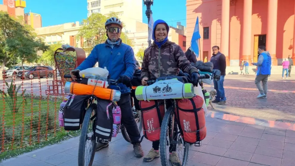 Desde el Alto Valle a La Quiaca, la increíble aventura de dos ciclistas rionegrinos