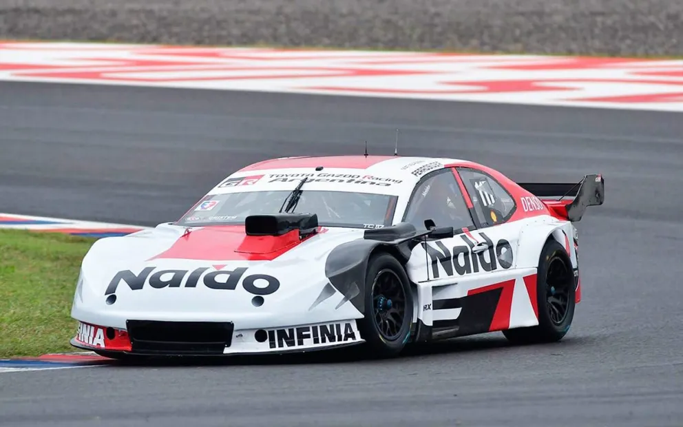 “Desafío de las Estrellas”: de la mano de Matías Rossi, Toyota obtuvo su primera victoria en el TC