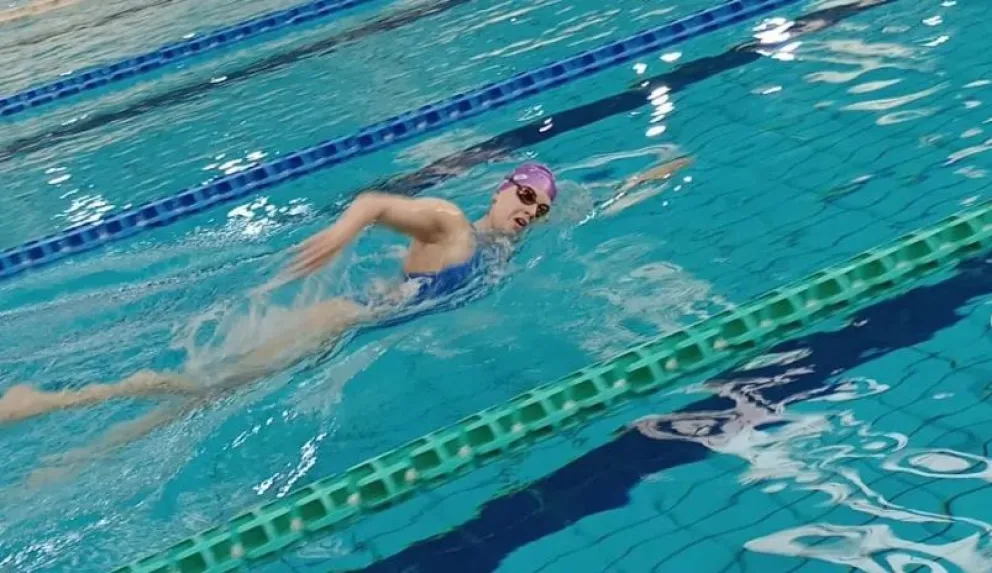 La nadadora Daira Marín ya está en Canadá para competir en aguas abiertas 