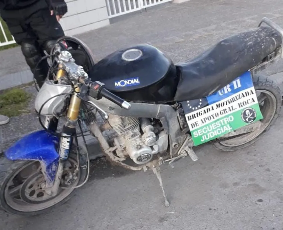 La Brigada Motorizada recuperó una motocicleta robada en Roca