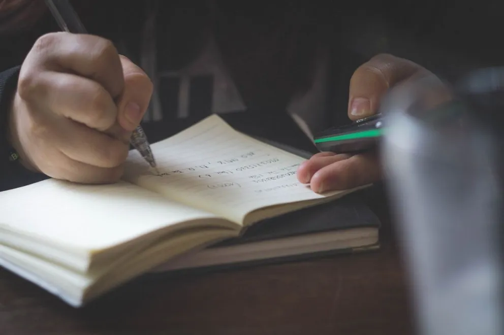 Vuelve el certamen literario “Quiero Decir” para adolescentes: ¿Cómo participar?