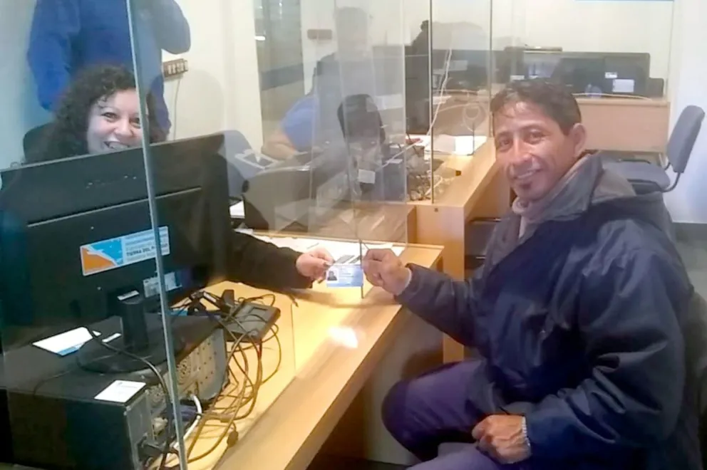 Paso por paso: ¿Cómo se tramita la nueva Licencia Nacional de Conducir en Roca?