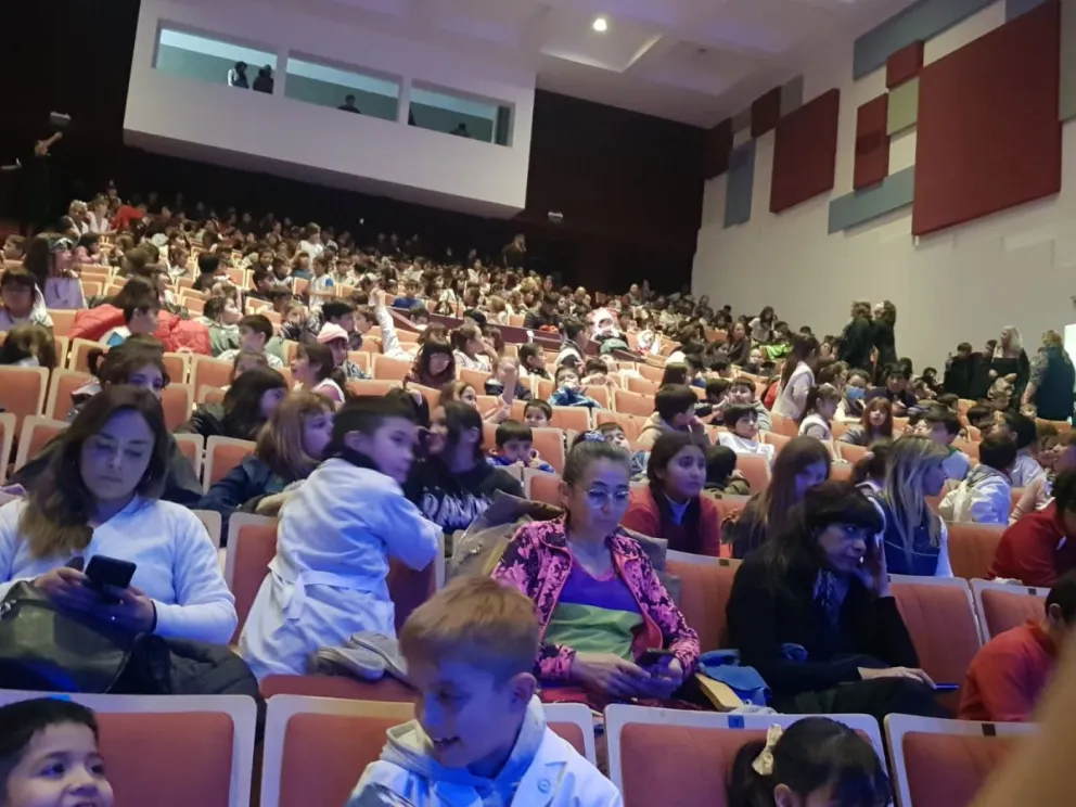 “Carnaval de Animales” atrajo a más de 2000 niños de Roca y Cipolletti