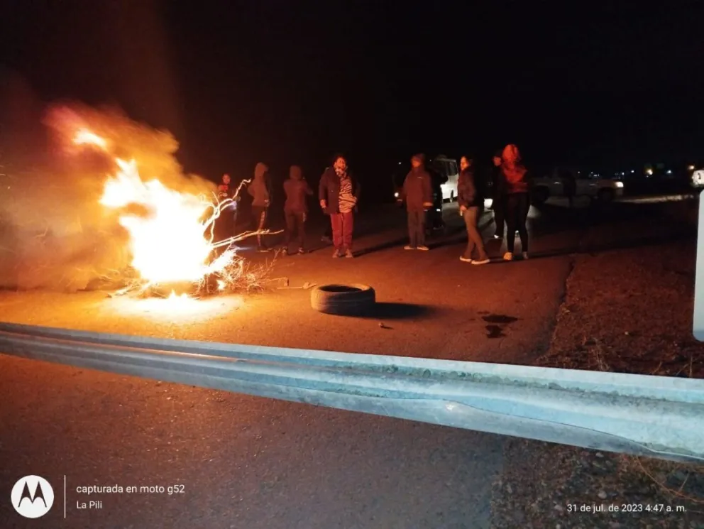 Corte total de la ruta 22 en Arroyito 