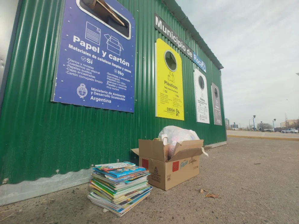 ¡No todo es basura! Quisieron llevar libros infantiles nuevos a reciclar