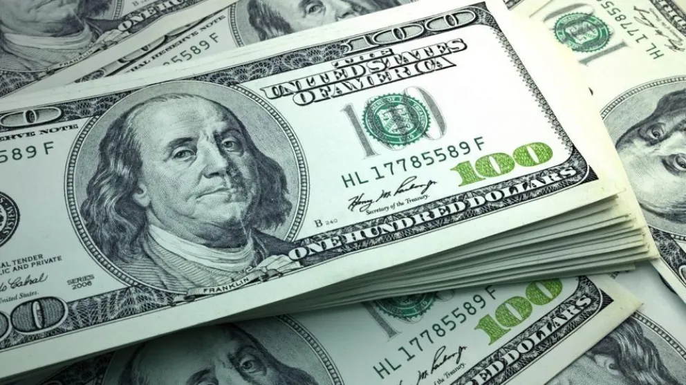 Restricciones para acceder al dólar solidario en Argentina: se renueva el cupo de US$200 