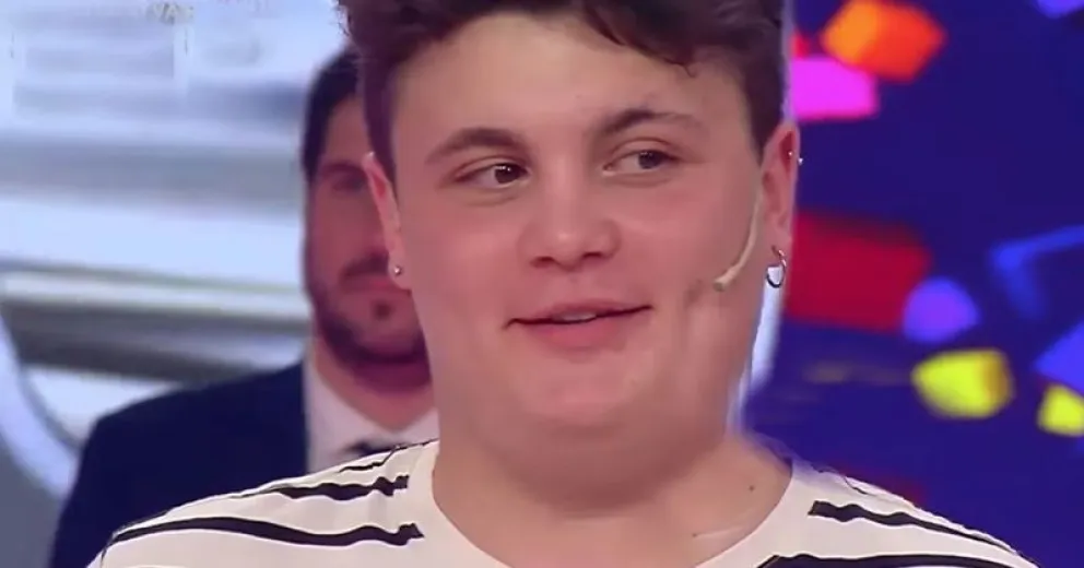 Quién es Santiago, el joven récord en Los 8 escalones, que ya ganó 15 millones y quiere ser presidente