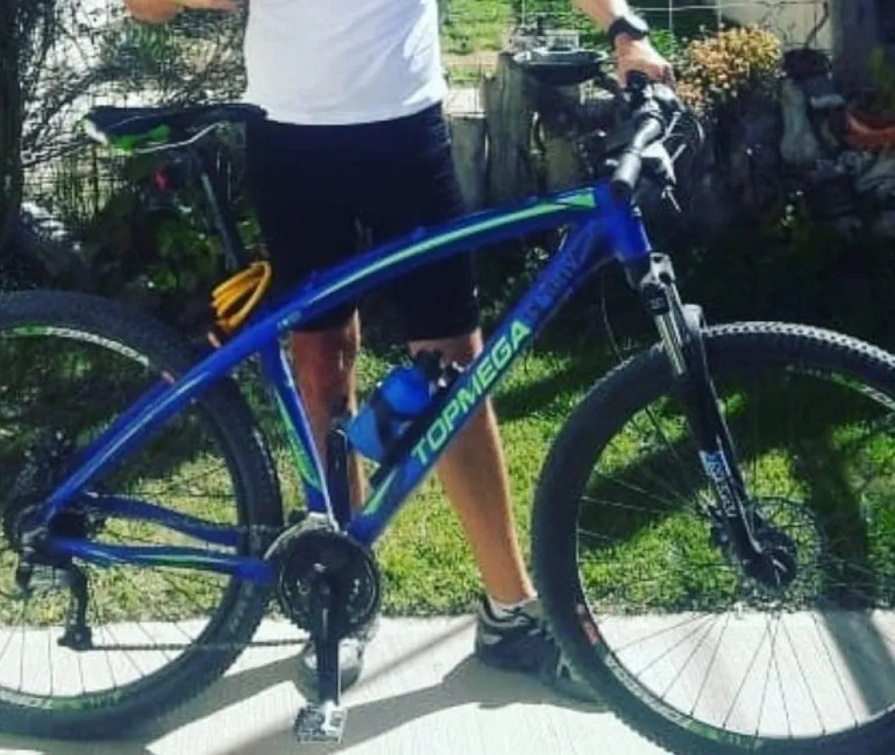 Le robaron su único medio de transporte y pide ayuda a la comunidad para recuperar su bicicleta