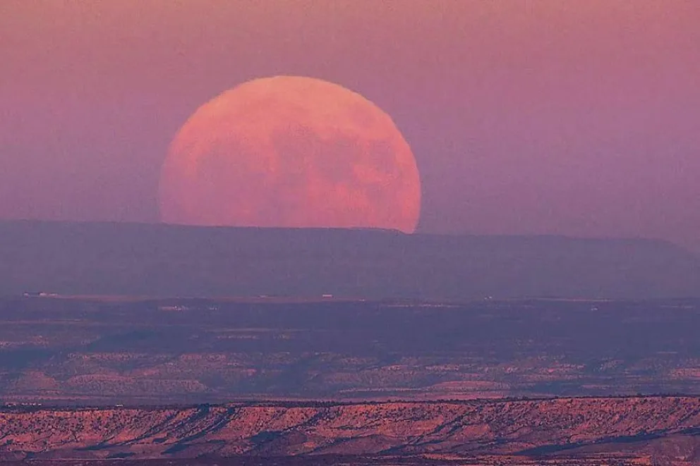 El fenómeno astronómico que maravillará al mundo: la próxima superluna
