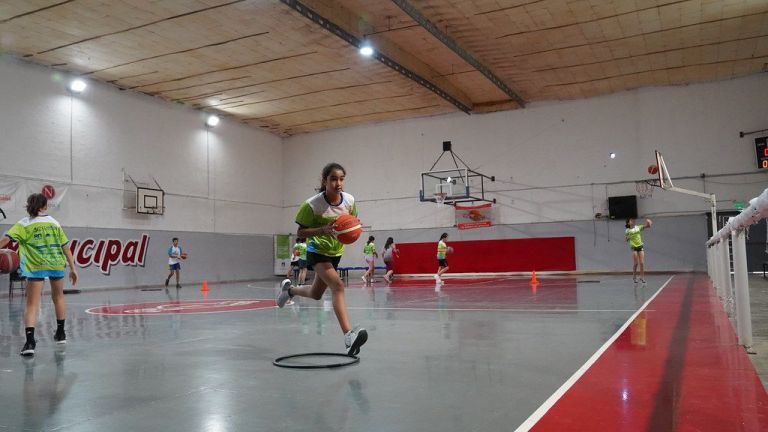 Fin de semana cargado de actividades deportivas comunitarias en Cipolletti  | ANR :: Agencia de Noticias Roca - Diario online con noticias e  informaci&oacute;n de Roca.