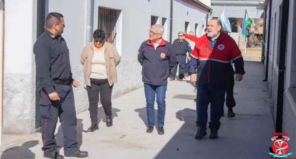 El Presidente del Consejo de Federaciones de Bomberos visitó General Roca 