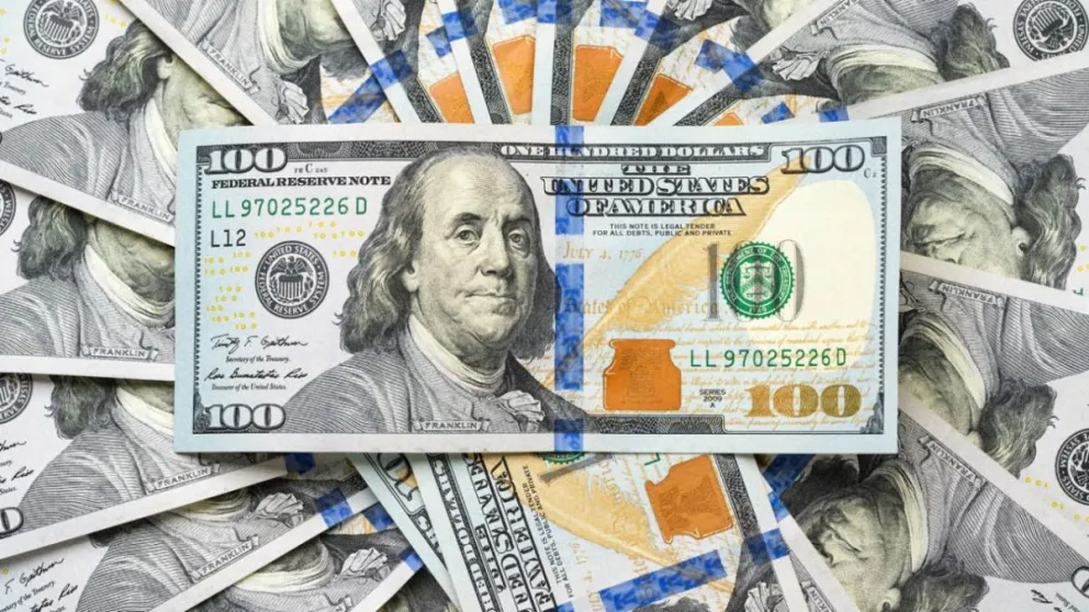 Alza del dólar blue genera preocupación en medio de incertidumbre cambiaria