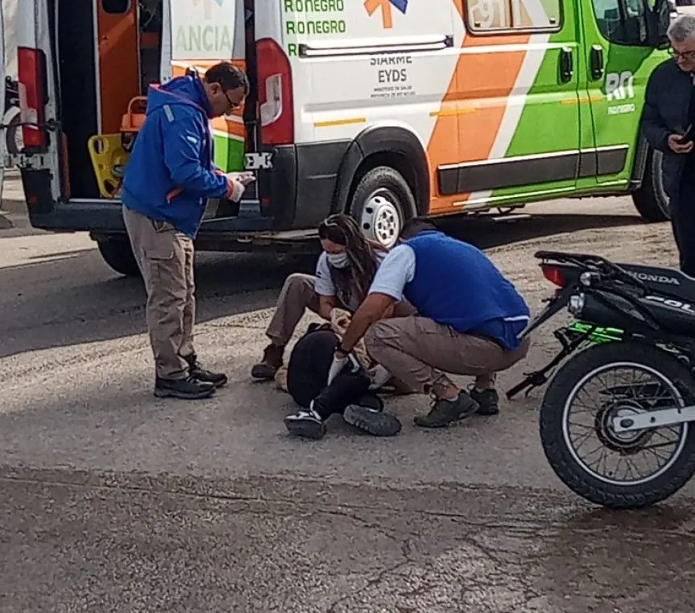 Tarde de accidentes: dos choques en la zona céntrica de Roca 