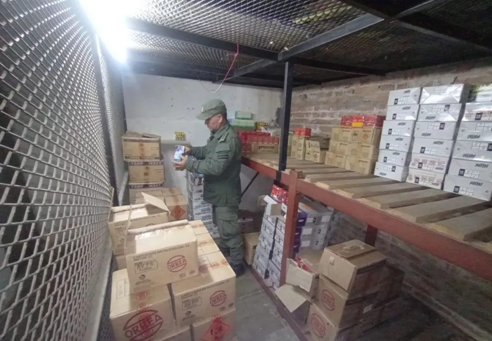 Desarticulan banda que traficaba armas a través de encomiendas que operaba también en Río Negro
