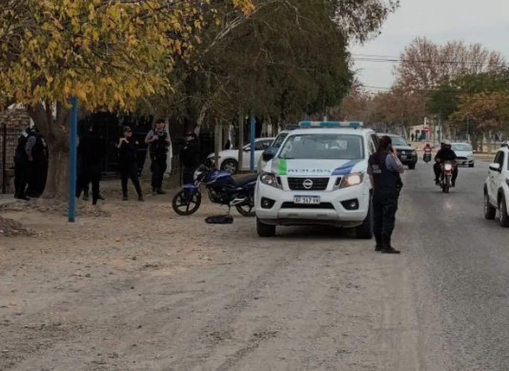 Dos niños fueron asaltados y amenazados con un cuchillo  
