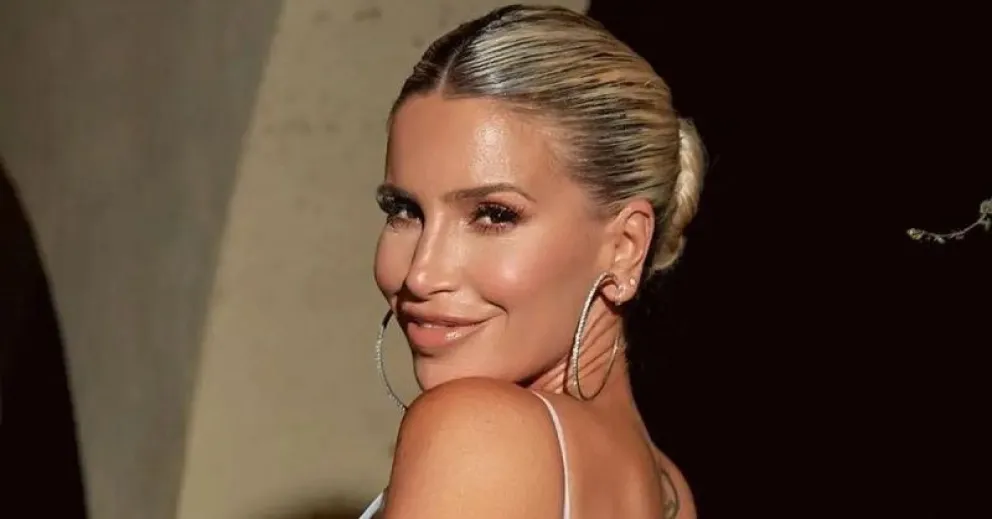 Florencia Peña lució el look de Barbie y desfiló como Moni Argento