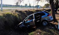 Trágico final: murió el conductor de la camioneta que había caído a un canal en Fernández Oro