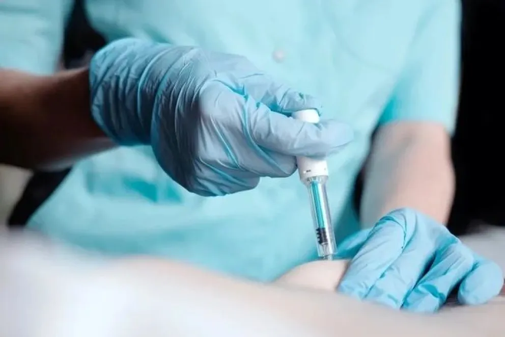 Pacientes con cáncer de mama se reunen y reclaman ante la falta de medicación para seguir el tratamiento