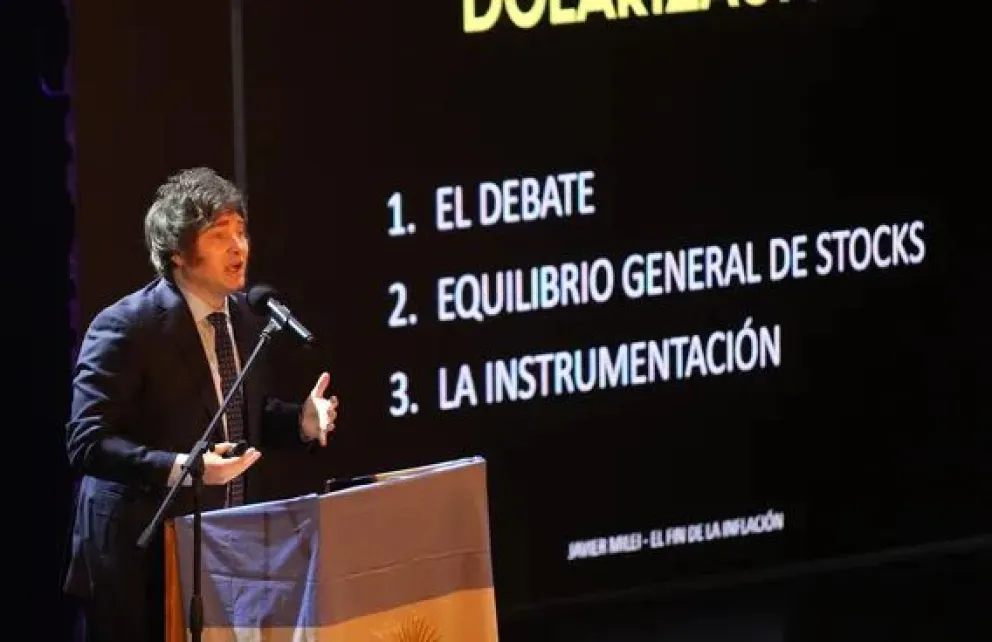 Dolarización en Ecuador: cómo le va al país 23 años después de cambiar su moneda
