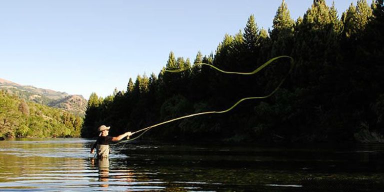 ¿Te gusta la pesca? Se viene un curso para carperos en Roca