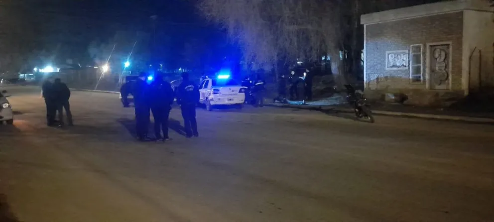 Detenidos tras robar en una tienda: Persecución y captura frente a la Colonia Penal