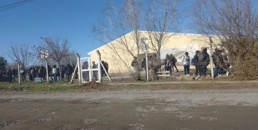 Nueva amenaza de bomba a un colegio: esta vez, en la ESRN 107 de Stefenelli 