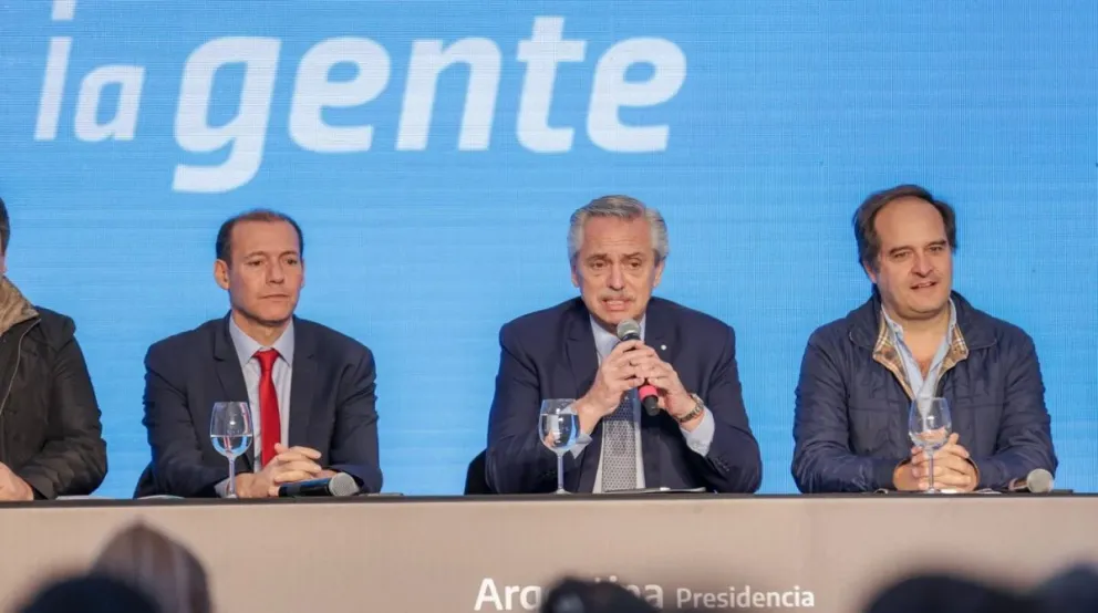 Alberto Fernández instó a cuidar la paz social y prometió medidas para enfrentar la devaluación