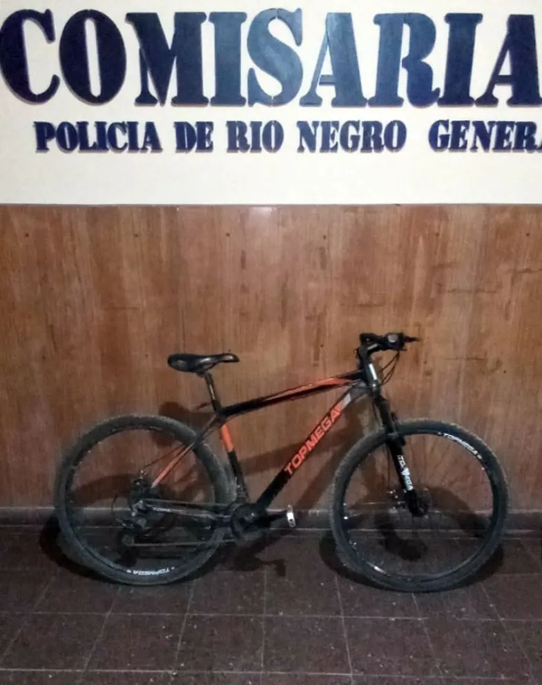 Arrestan a ladrón y recuperan bicicleta robada gracias a las cámaras de seguridad