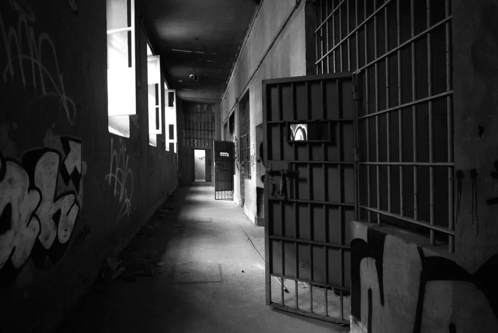 Fue detenido por transportar droga y redujo su condena en la cárcel de Roca gracias a un curso 