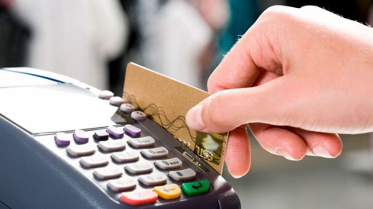 Ampliación del reintegro en compras con débito: a quiénes corresponde y cómo acceder