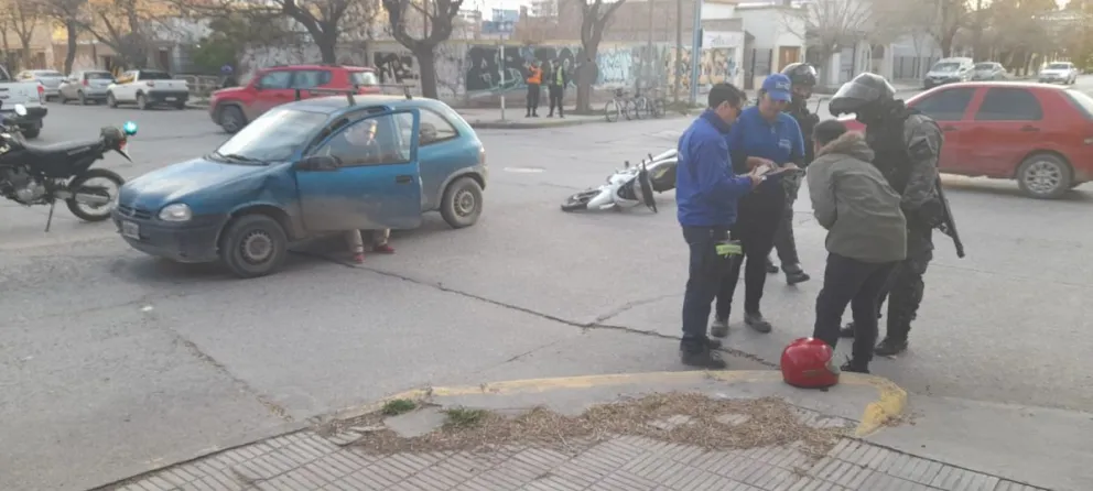 Dos accidentes en la misma esquina en menos de 15 minutos