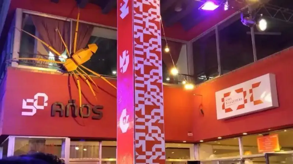 Una reconocida conductora de TV llega a Roca con un show humorístico imperdible